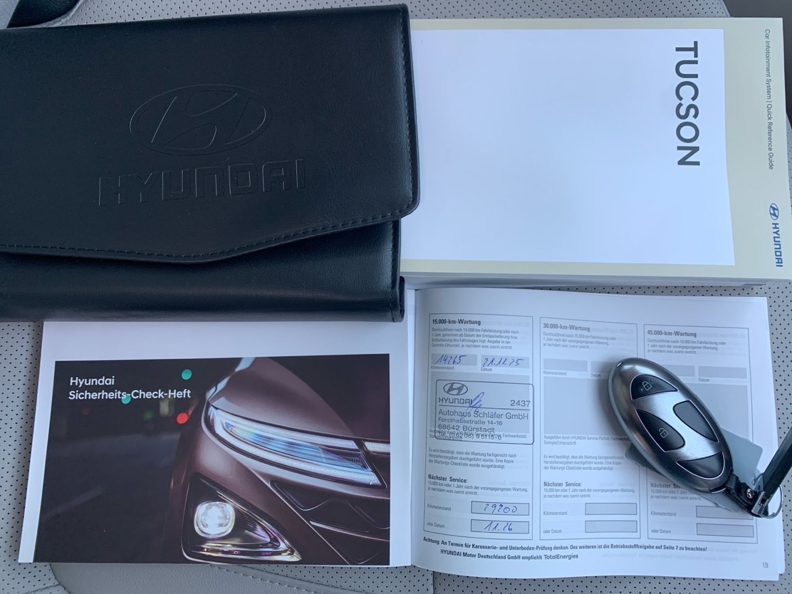 Fahrzeugabbildung Hyundai TUCSON 1.6 T-GDI 7-DCT Prime Hybrid