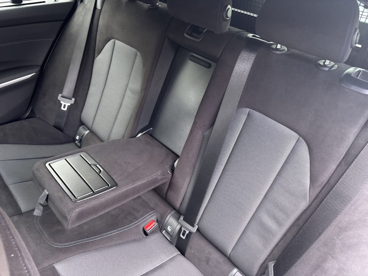 BMW 320 - Bild 13
