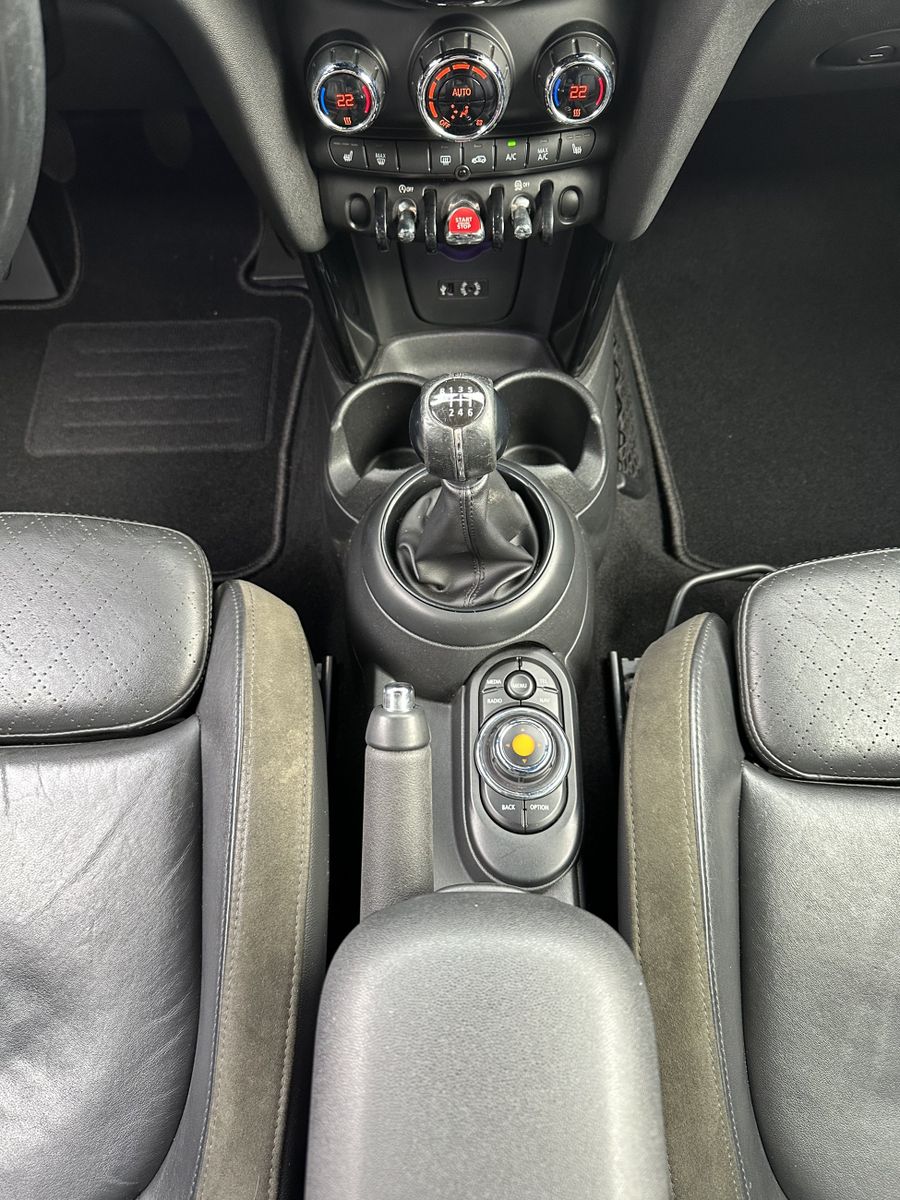 Fahrzeugabbildung MINI Cooper Cabrio Pepper NAV+SHZ+PDC+TEMPO+17ZO+2HD