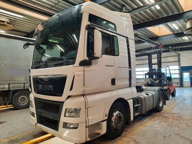 MAN TGX 18.440-XXL,Retarder,2xTanks,Motorschaden!