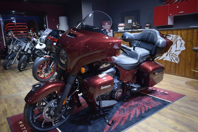 Indian Roadmaster Dark Horse Maroon metallic