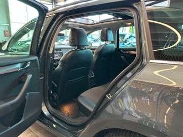 Skoda Octavia Combi *PANO*ACC*NAVI*LED*2-ZONEN*