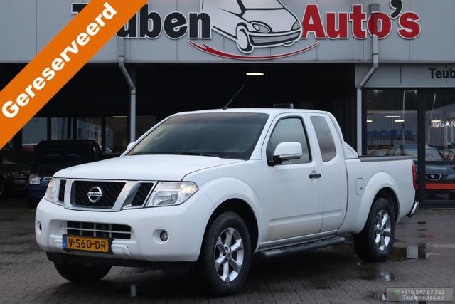 Nissan Navara 2.5 dCi Business King Cab klima control,