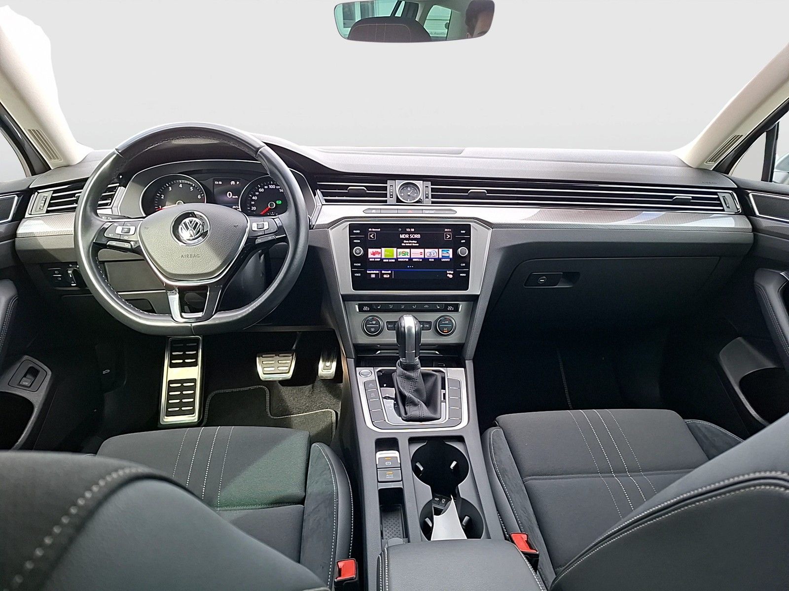 Fahrzeugabbildung Volkswagen Passat Variant TSI Alltrack DSG 4M LED Navi ACC