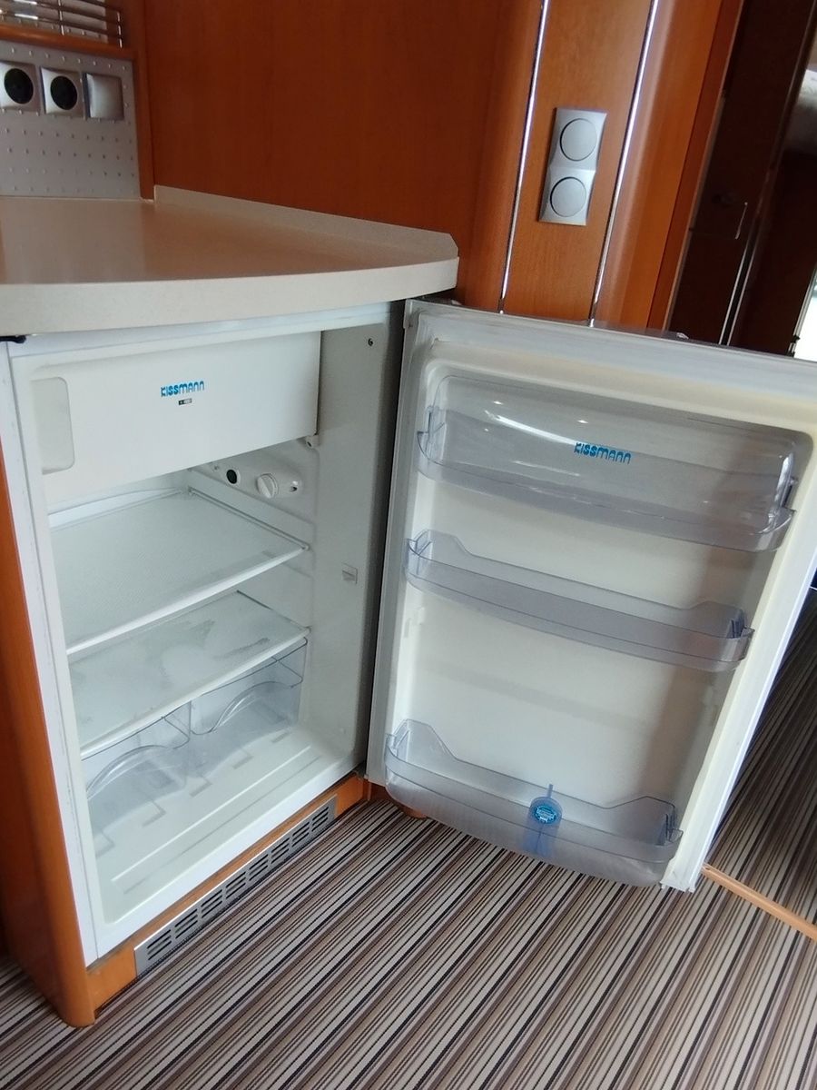 Fahrzeugabbildung Phoenix Alkoven 7100 RSL 2xLithium AHK Solar Kamera NAVI