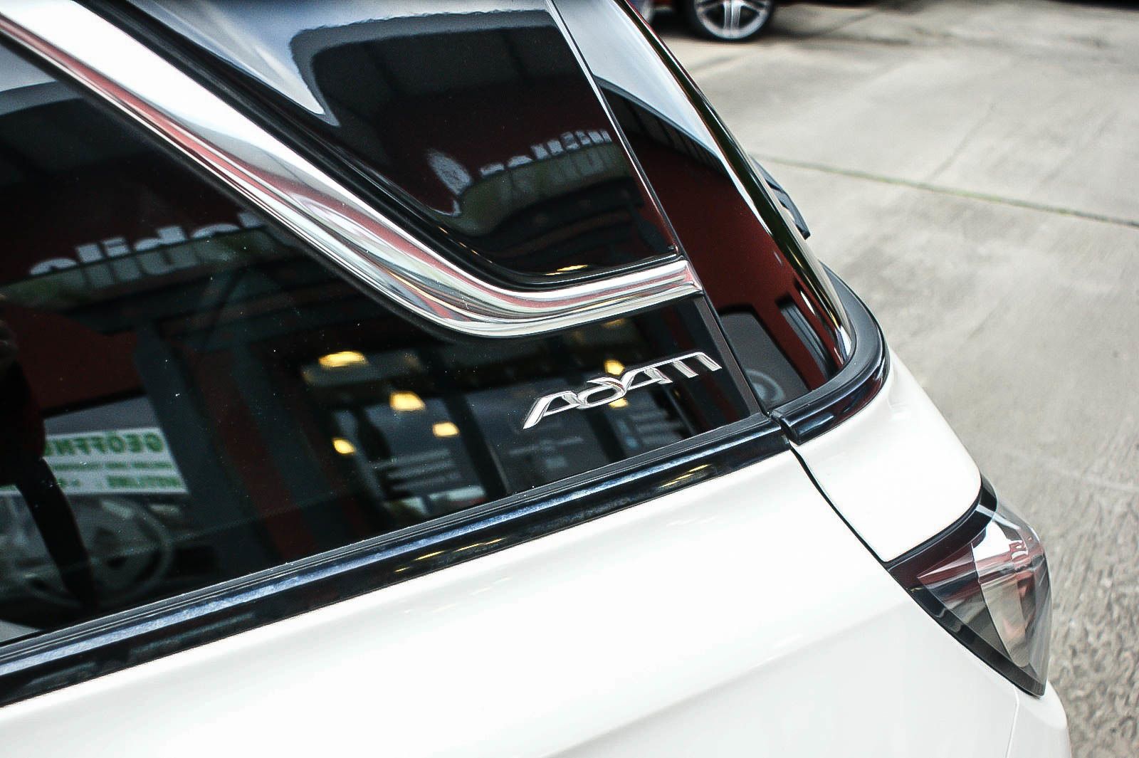 Fahrzeugabbildung Opel Adam 1.4 Jam KLIMA WITERPAKET INTELLINK TEMPOMAT