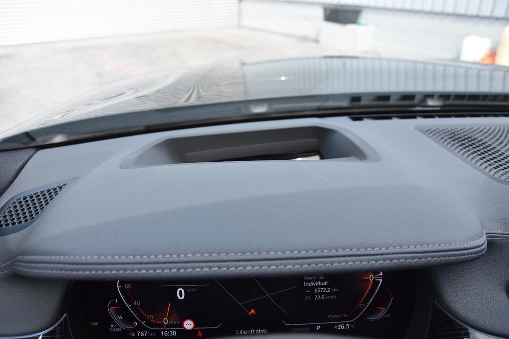 BMW 730