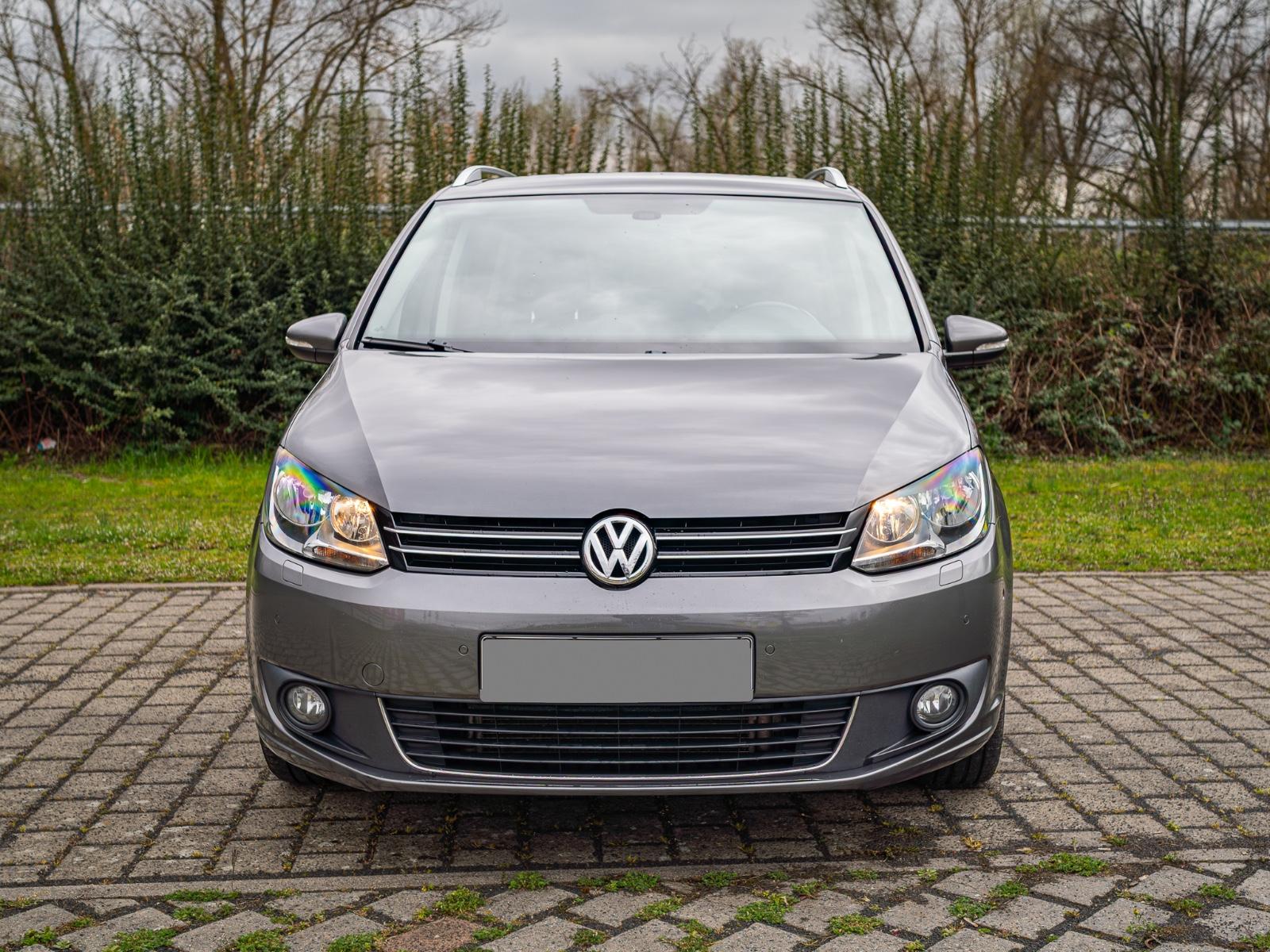 Volkswagen Touran  7-Sitzer 8fach Bereift Tüv 9/27