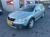 Skoda Octavia Combi Scout 4X4 - Skoda Octavia aus 2011: Scout