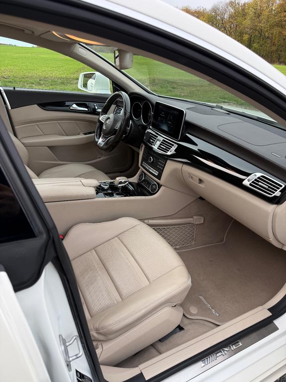 Mercedes-Benz CLS 63 AMG