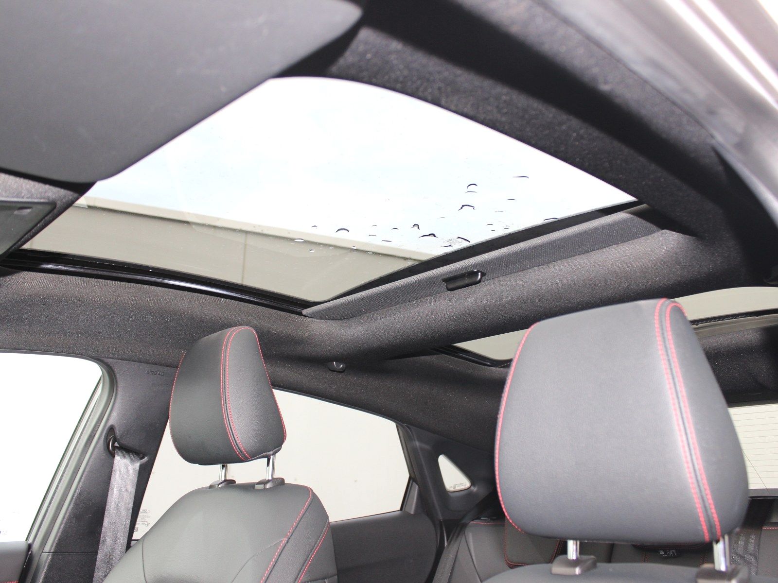 Fahrzeugabbildung Ford Puma ST-Line X 1,0 EcoBoost Mild Hybrid