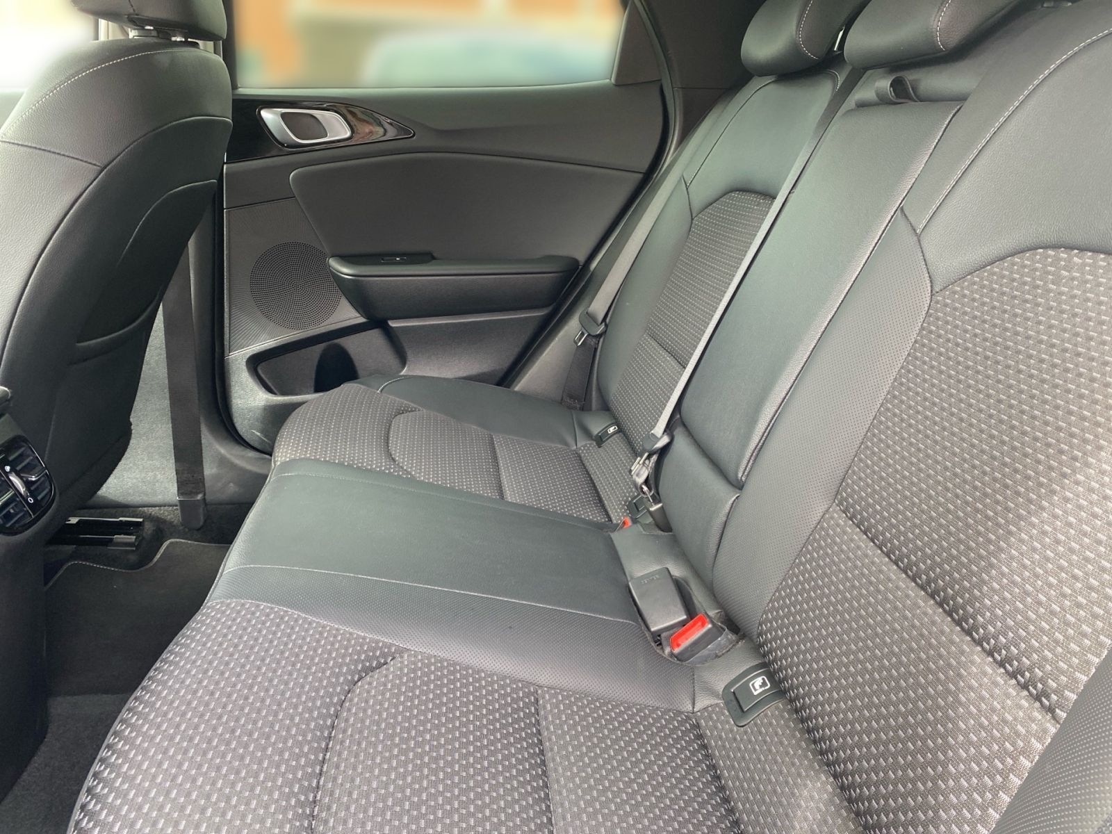 Fahrzeugabbildung Kia Xceed 1.5 T-i DCT7 Vision +AHK +WR +Standheizung