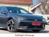 Volkswagen Passat R-Line Combi Sportpaket ACC *Massage* LED - Volkswagen Passat Jahreswagen