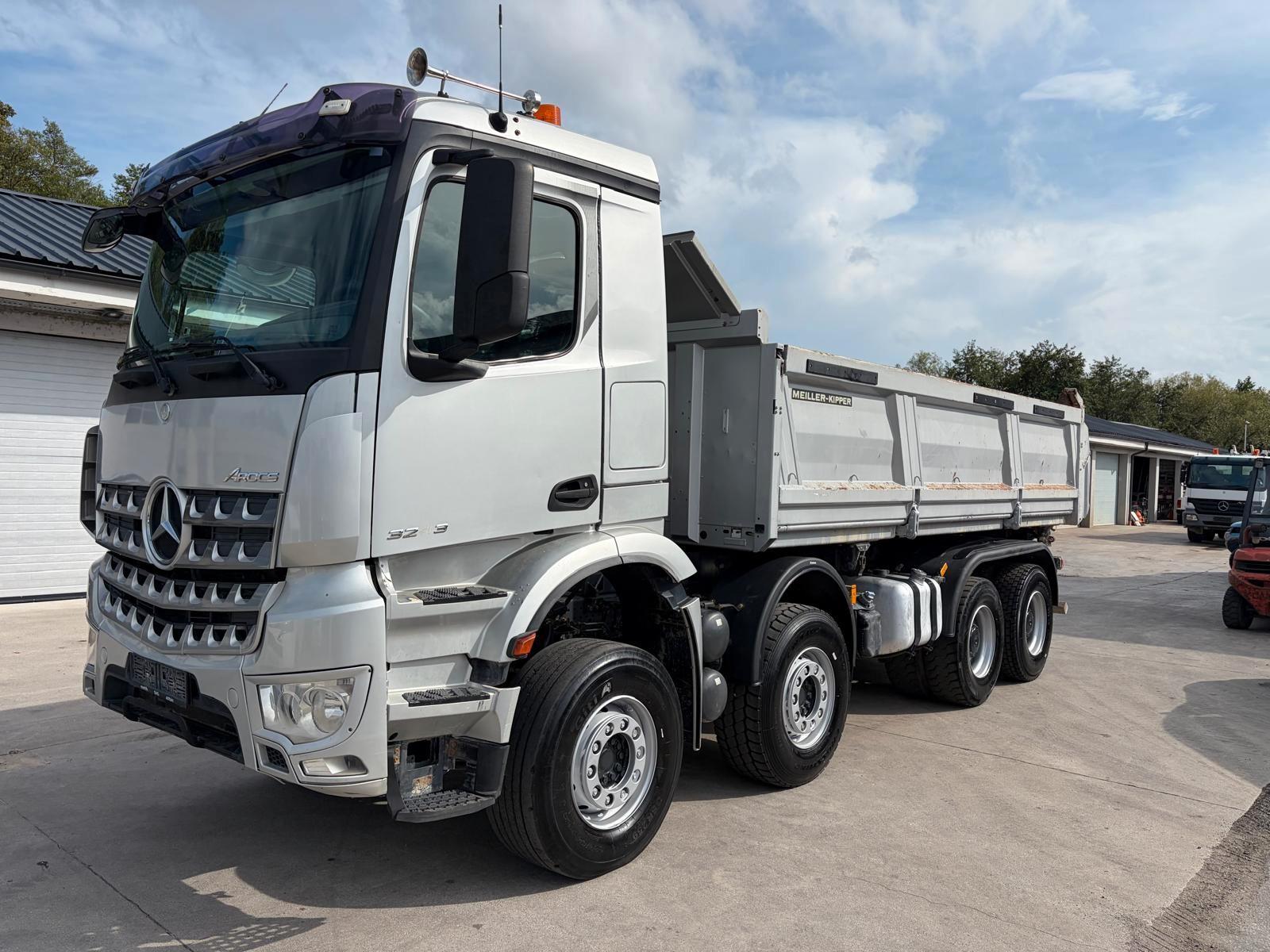 Mercedes-Benz AROCS 3543 3 SEITE KIPPER BORDMATIK