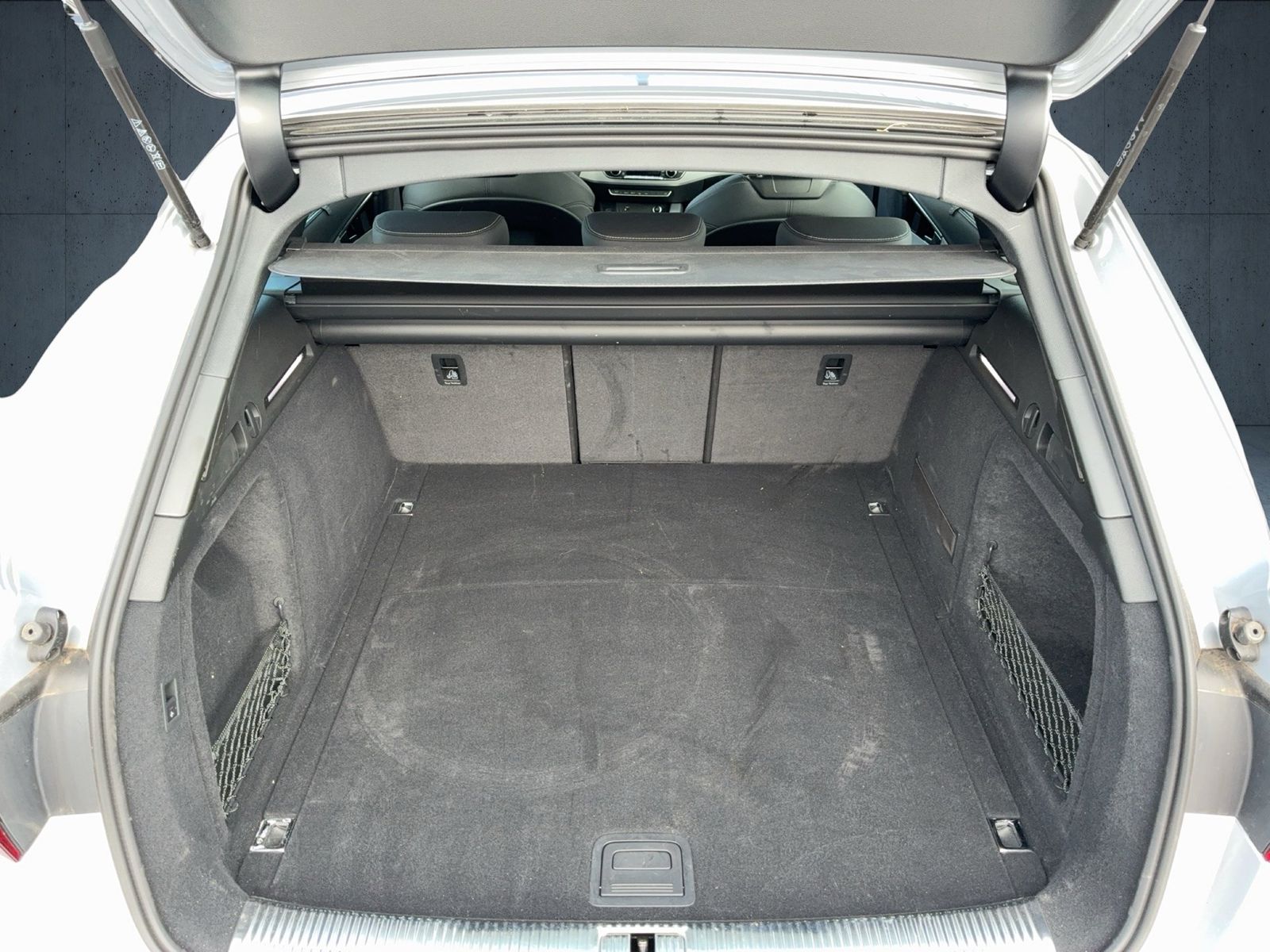 Audi A4 - Bild 14