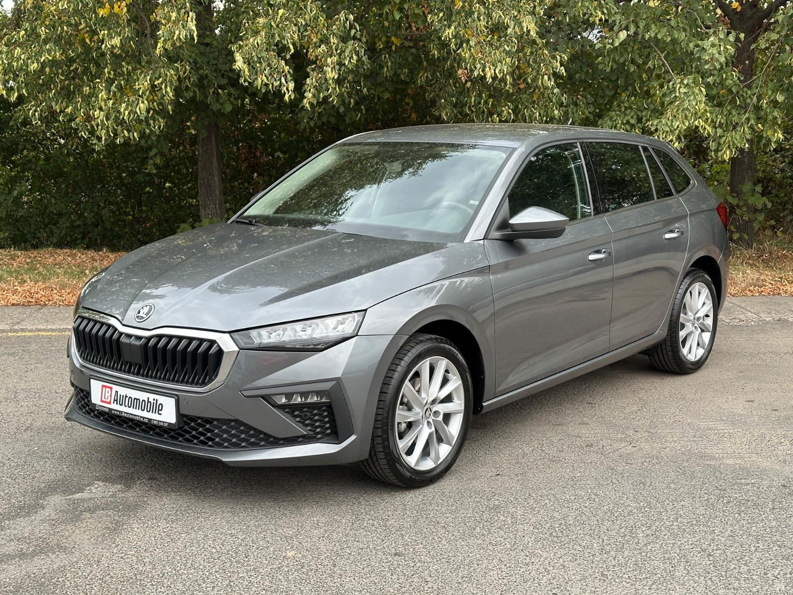 Skoda 1.0TSi DSG TOP & Selection KAMERA+PDC V/H LM17"