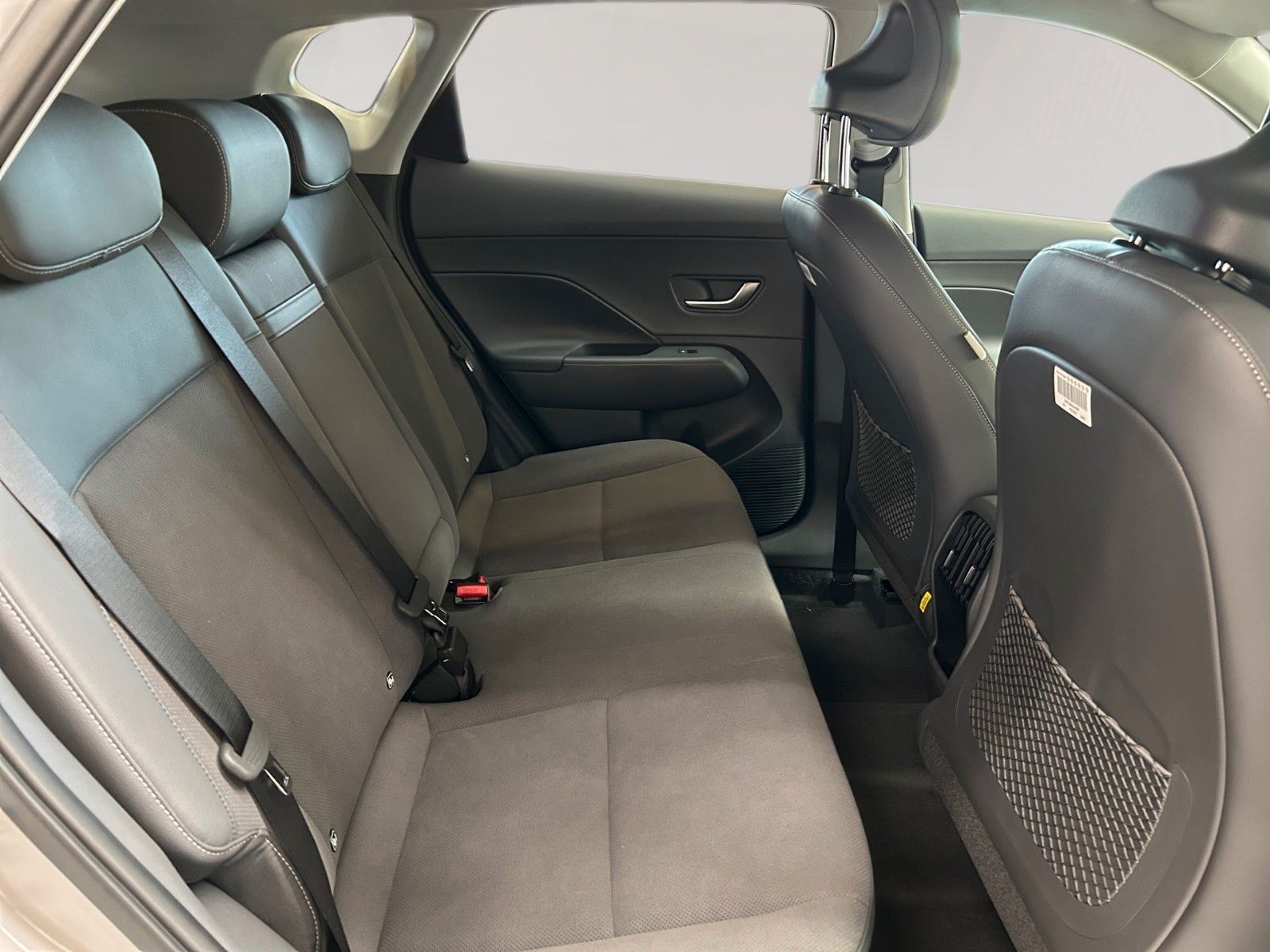 Fahrzeugabbildung Hyundai KONA 1.6 T-GDI (150 PS) | Digitaler Fahrzeugschl