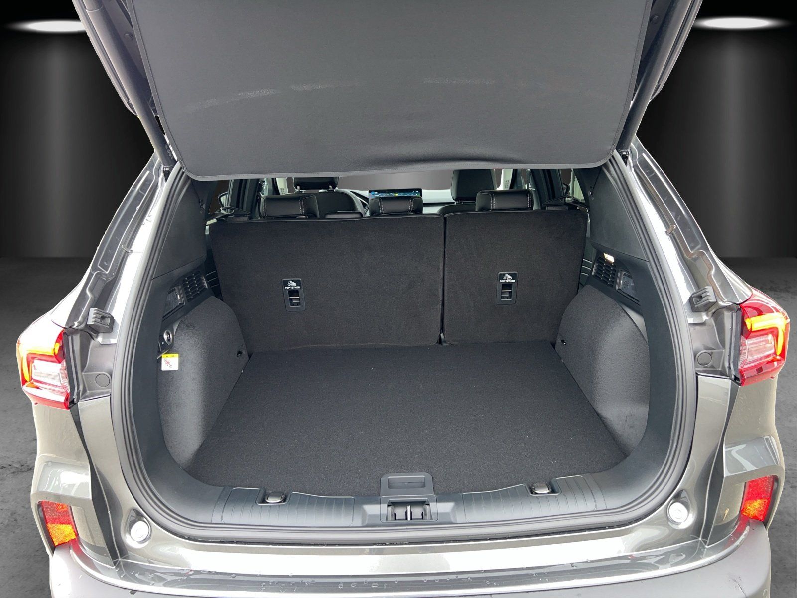 Fahrzeugabbildung Ford Kuga Active X FHEV Glas Dach Winter P. LM 20Z