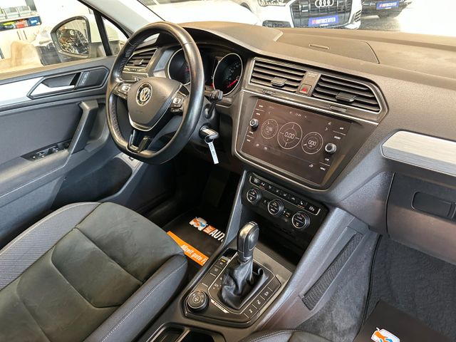 Volkswagen Tiguan *R-Line*Spurhalte*ACC*LED*AHK*Massage*