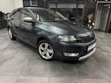 Skoda Rapid Spaceback Scoutline BEHINDERTENGERECHT - Skoda Rapid: Spaceback