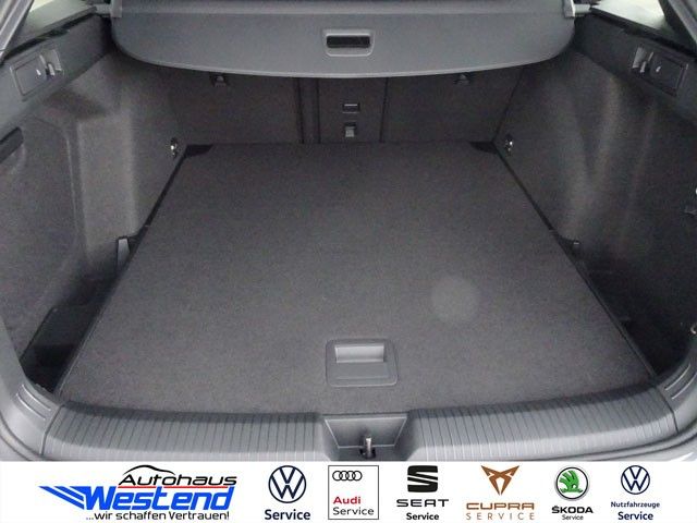 Fahrzeugabbildung Volkswagen Golf Variant R-Line 1.5l eTSI 110kW DSG AHK LED