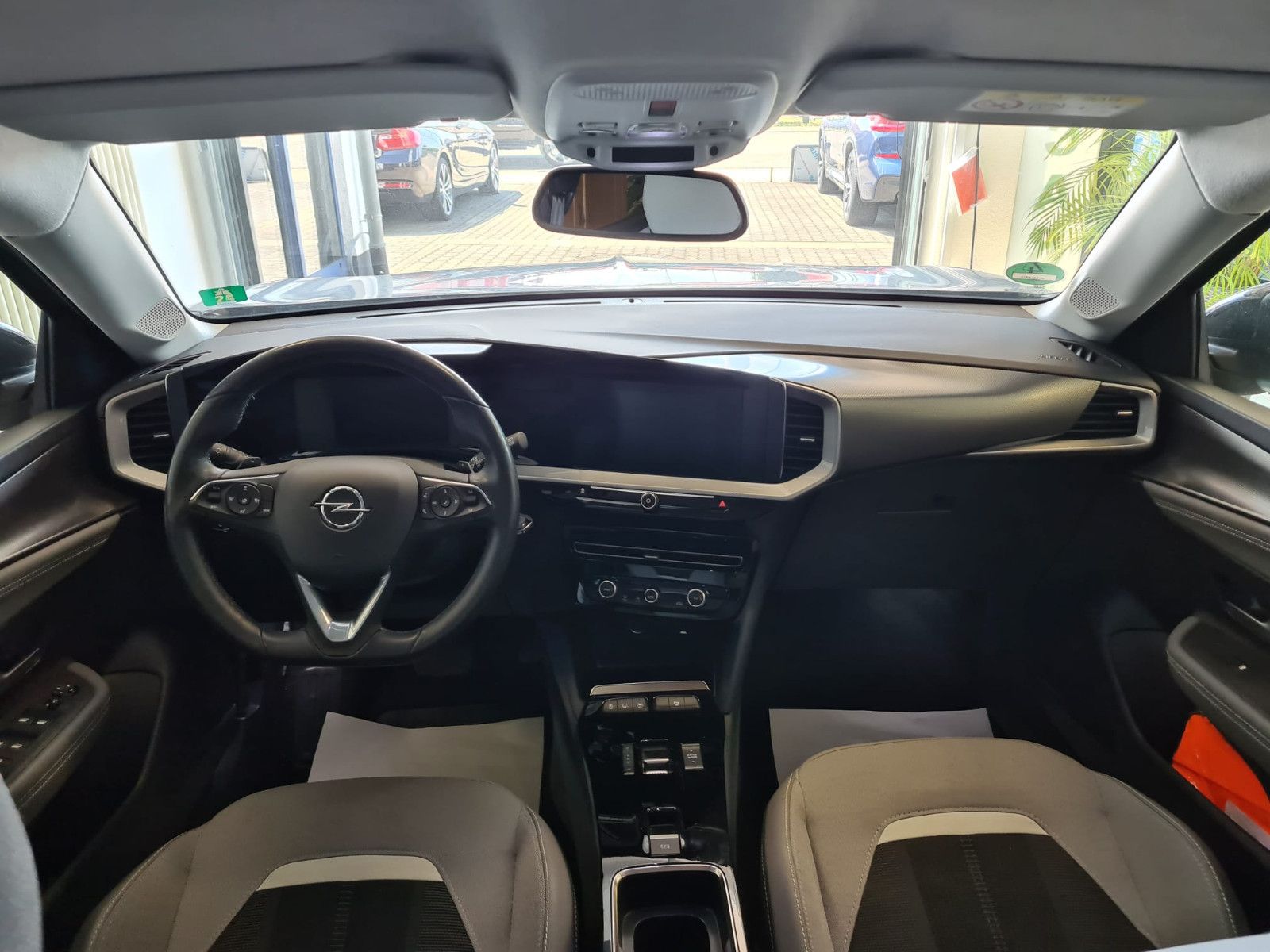 Fahrzeugabbildung Opel Mokka Elegance / KLIMA / KAMERA / NAVI