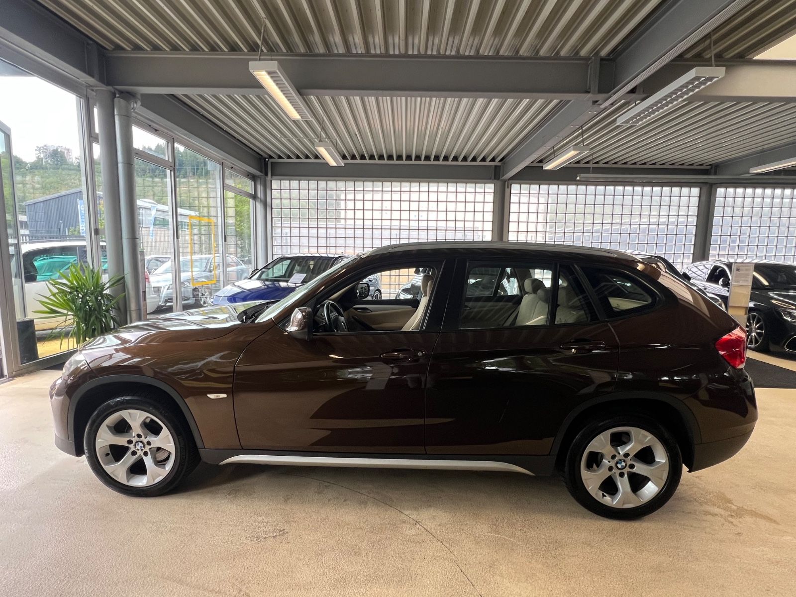 Fahrzeugabbildung BMW X1 xDrive 18 d 4x4 *MARAKESHBRAUN*