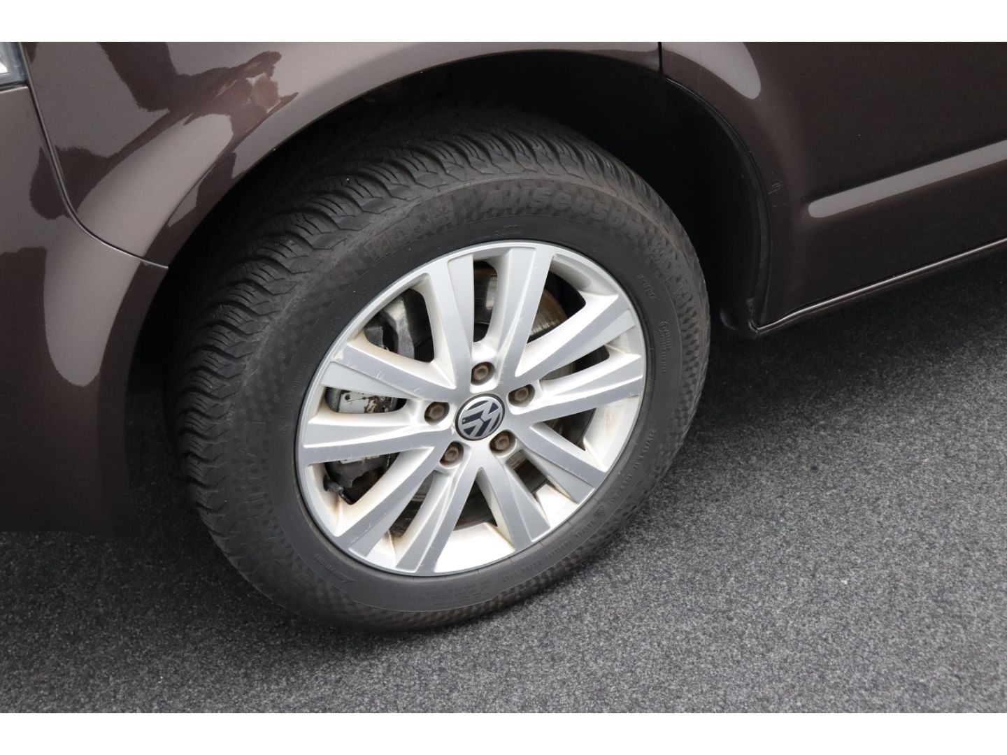 Fahrzeugabbildung Volkswagen T5 Multivan Bus Life lang AHK Bi-Xenon Standheiz