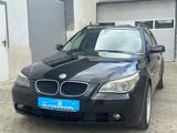 BMW 530 Baureihe 5 Touring 530d - BMW 530 aus 2004: 530d