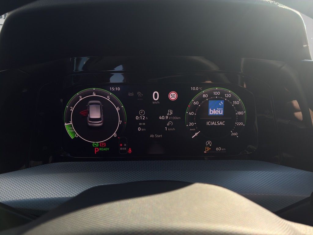 Volkswagen Golf VIII Lim. 1.5 eTSI Energy ACC RFK NAVI foto 13