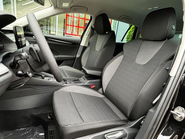 Skoda Octavia 1,5 eTSI DSG Selection ACC Winter Kam