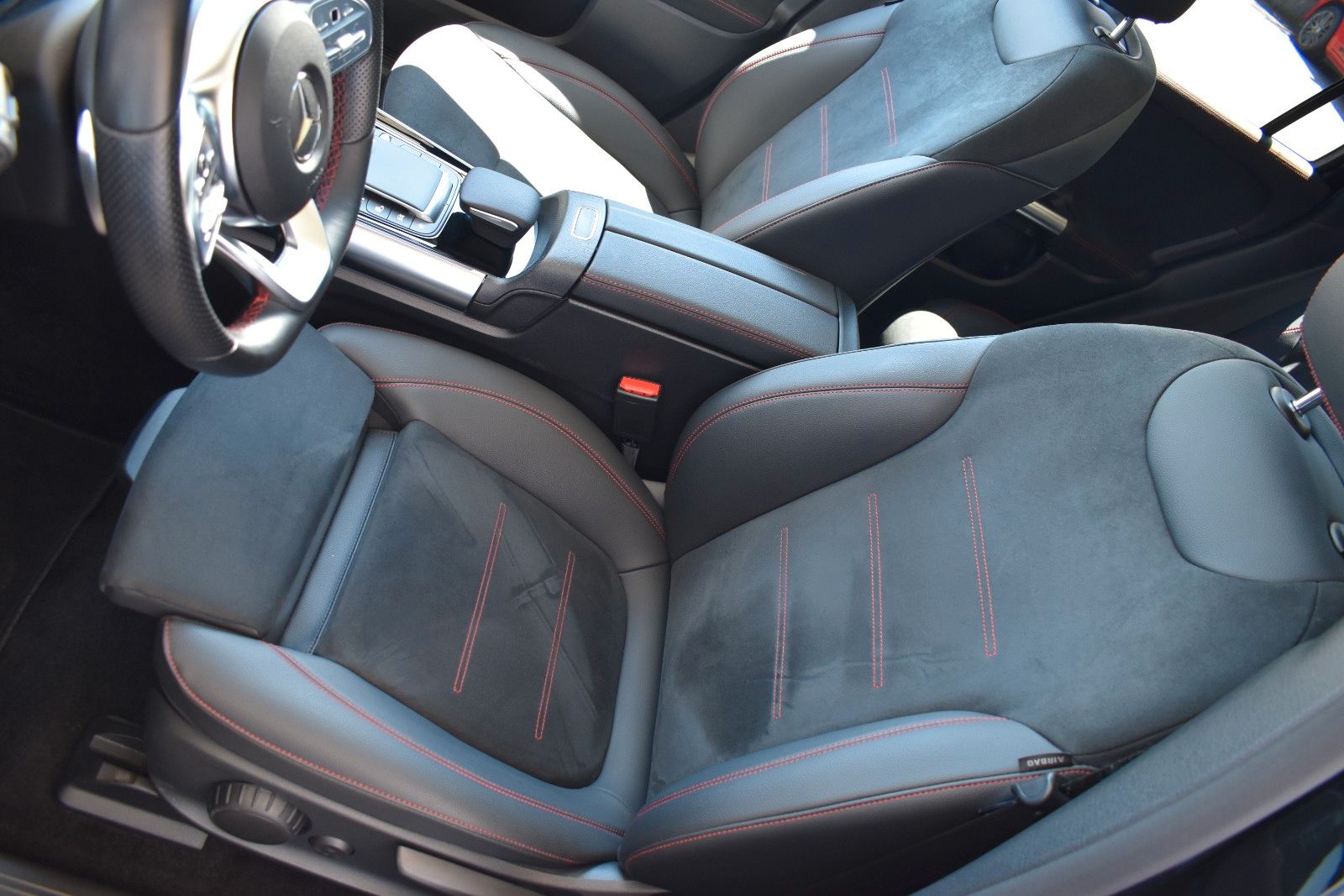 Mercedes-Benz EQA 250 AMG Line Navi PanoDach AHK Sitzhzg foto 22