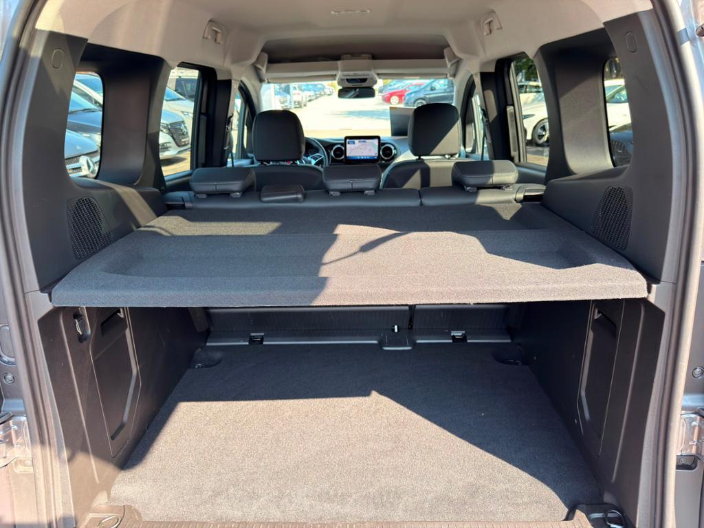 Mercedes-Benz T 180 d PROGRESSIVE STANDARD LED KAMERA KLIMA
