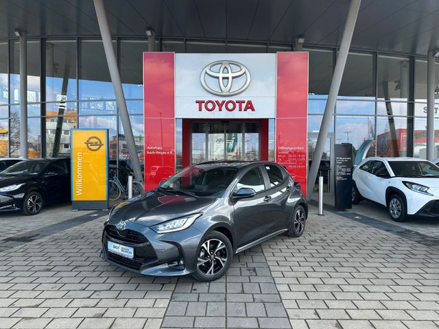 Toyota Yaris Hybrid Teamplayer,