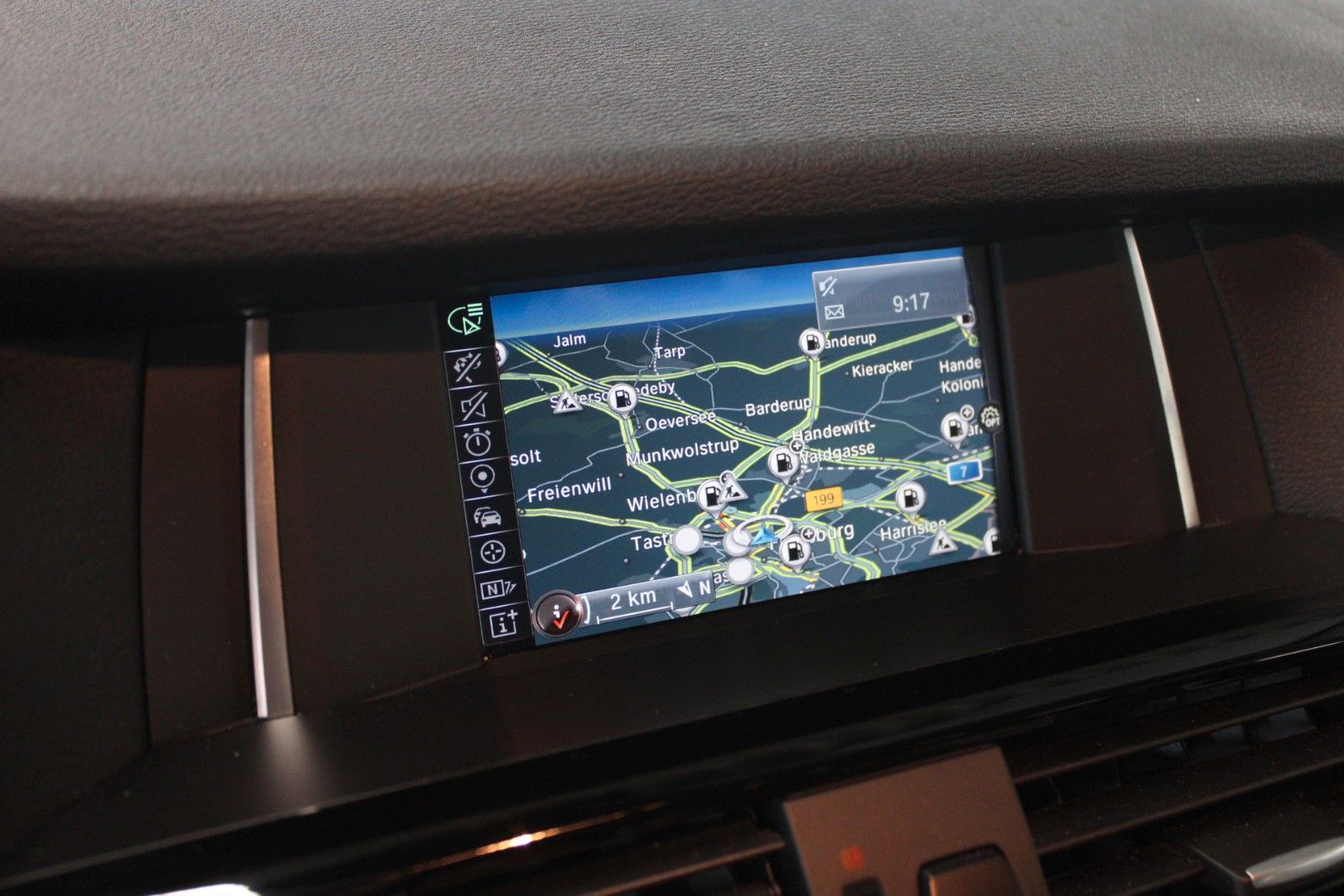 Fahrzeugabbildung BMW X3 xDrive28i xLine Aut. AHK HUD LEDER STDHZ uvm.