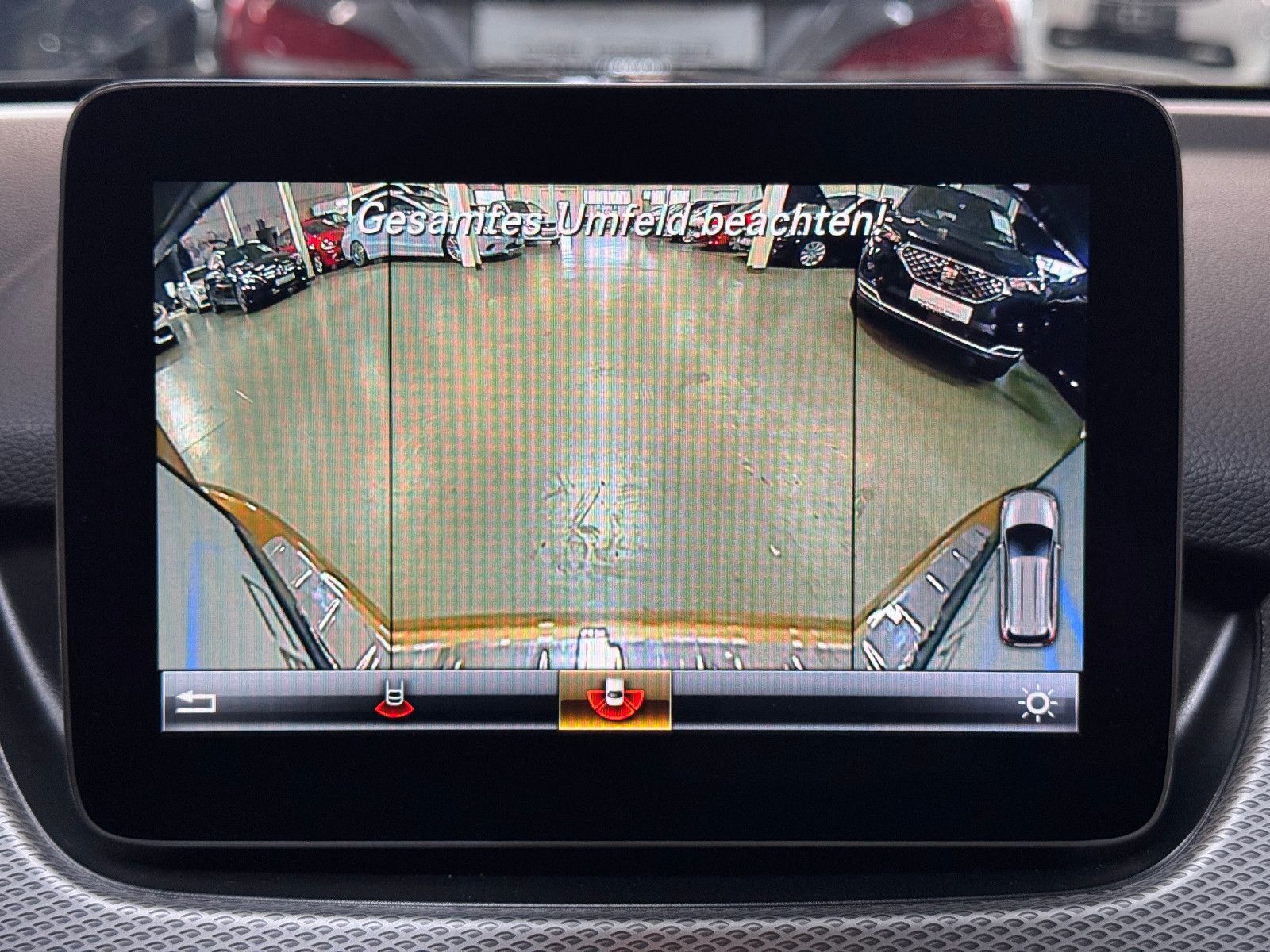 Fahrzeugabbildung Mercedes-Benz B 180 7G-DCT URBAN SPORTPAKET NAVI LED KAMERA 2H