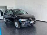 Volkswagen Tiguan Life, Alu, Shzg., Klimaa., App Connect, P - Volkswagen Tiguan: Schwarz