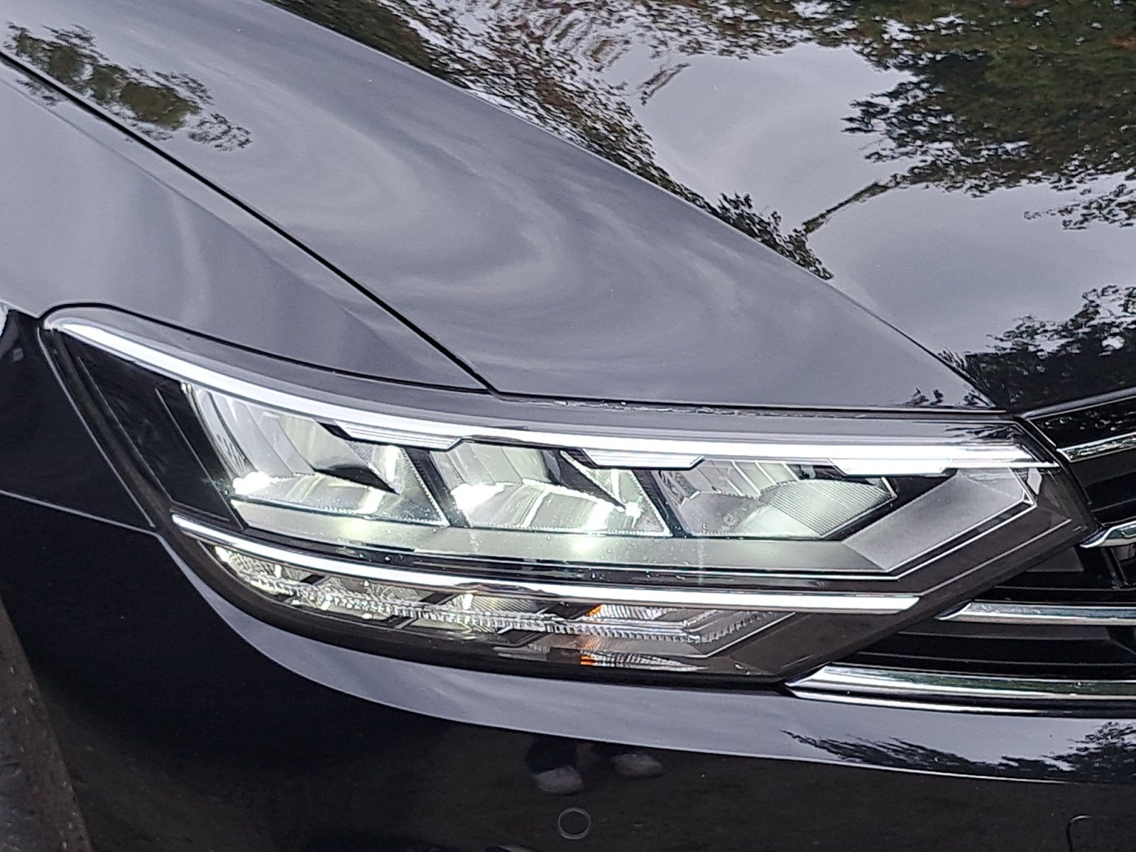 Volkswagen Passat Variant - Bild 6