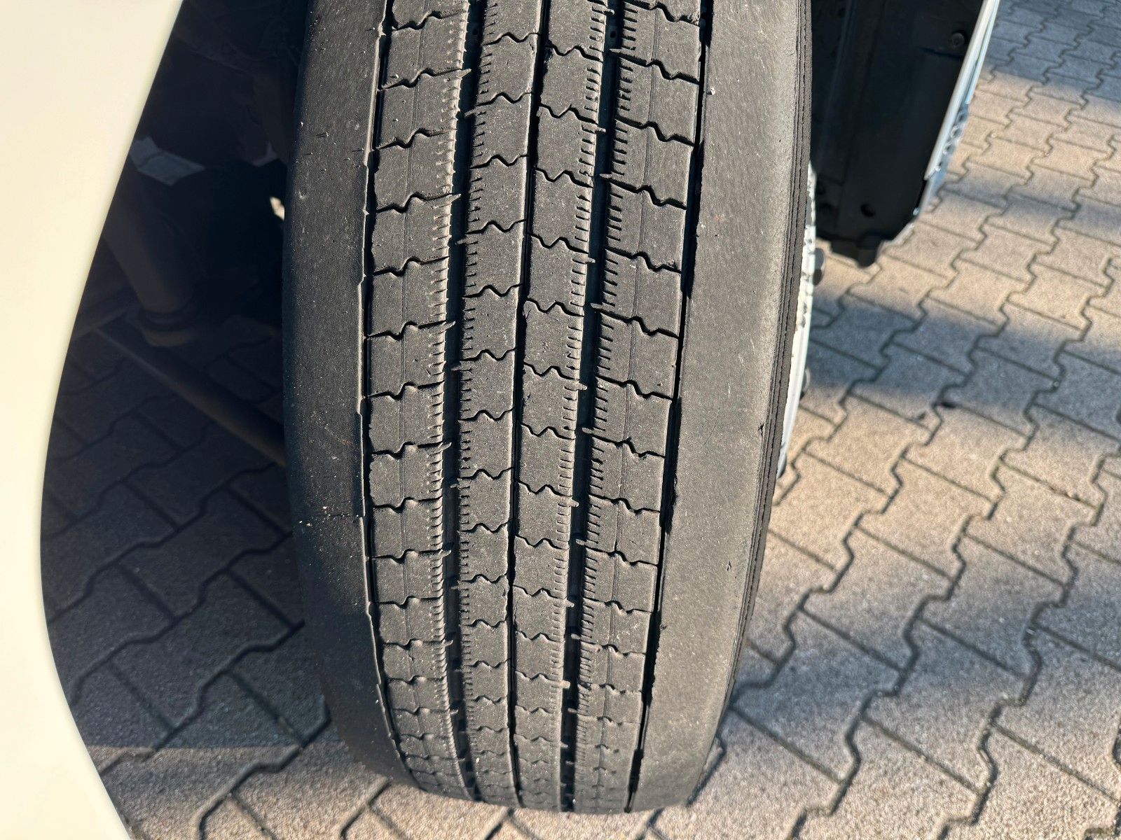 Fahrzeugabbildung DAF FT XF 480 NGD