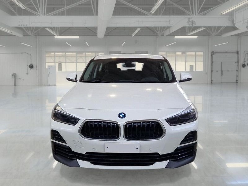 BMW X2 XDRIVE 25E BUSINESS X AUTOMATICO SUV imagem 2
