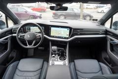 Fahrzeugabbildung Volkswagen Touareg Elegance 4Motion eHybrid Pano ACC Voll!