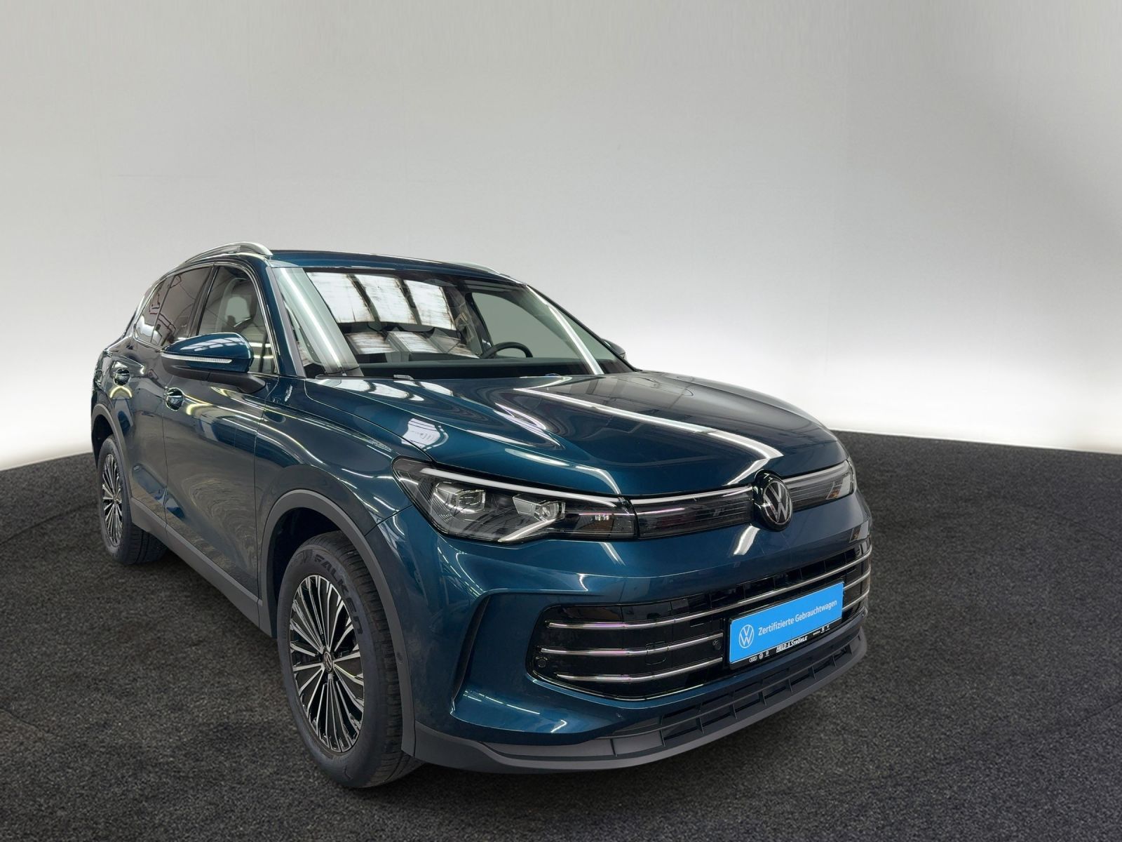 Volkswagen Tiguan Elegance 1.5 eHybrid LED TRAILER DCC KAM foto 5
