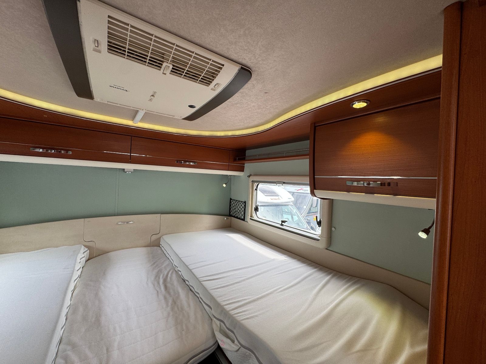 Fahrzeugabbildung Frankia I 7400 COMFORT CLASS MERCEDES SPRINTER 3.0 VOLL