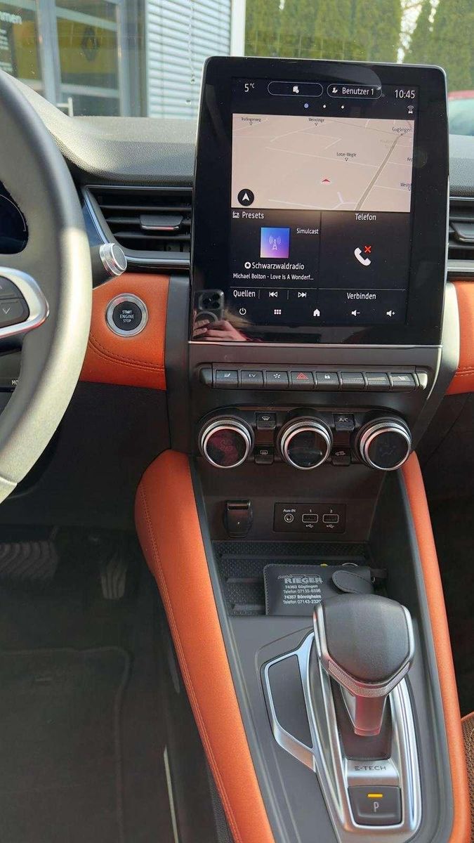 Fahrzeugabbildung Renault Captur Intens 1.6 Plug-In Hybrid 160