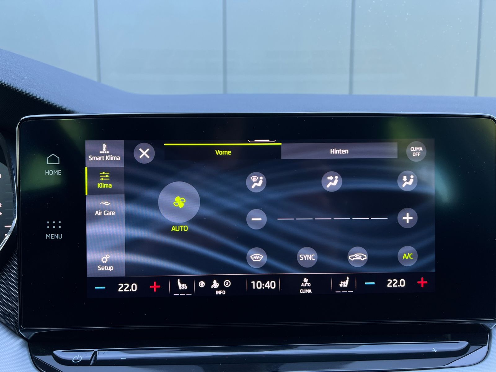 Fahrzeugabbildung SKODA Octavia III Combi Style 2.0 TDI DPF DSG *LED; AH