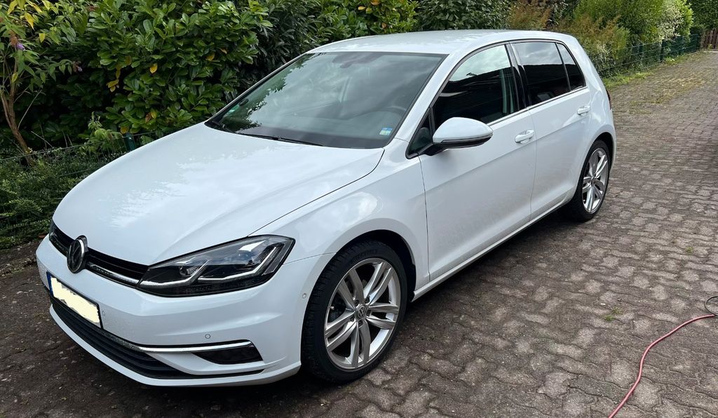 Image of Volkswagen Golf