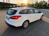 Ford Focus DPF Business Turnier Business  - Ford Focus Business mit Diesel-Antrieb
