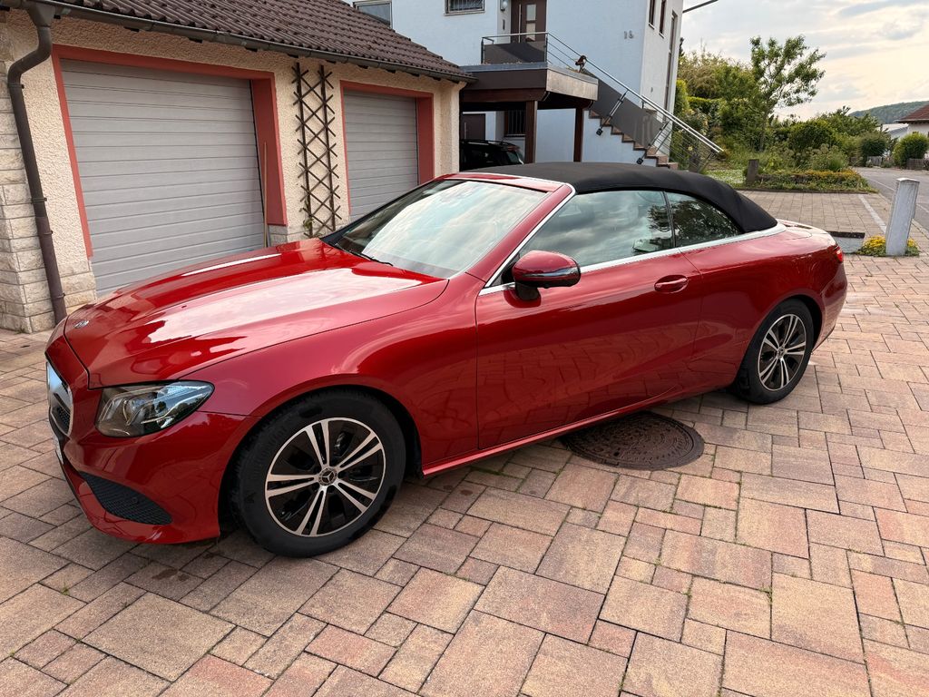 Mercedes-Benz E 220