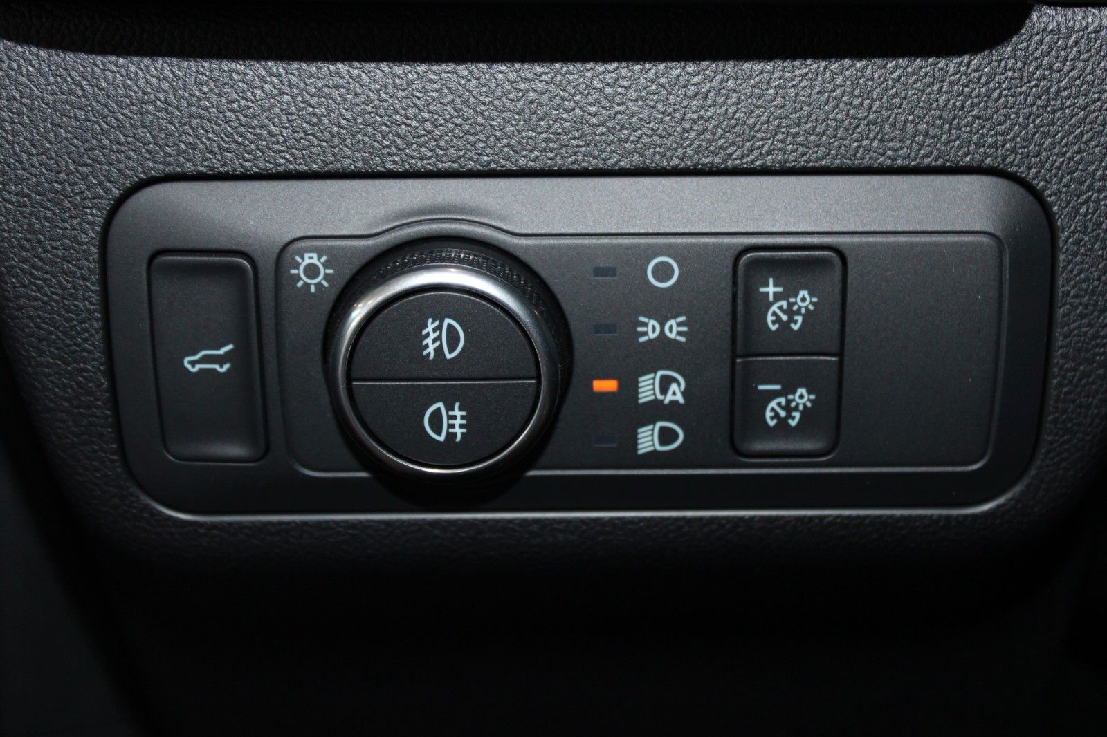 Fahrzeugabbildung Ford Kuga ST-Line X LED B&O HUD ACC WinterPaket Panod