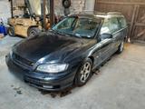 Opel Omega Caravan MV6 - Opel Omega: Mv6